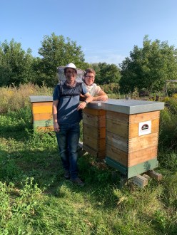 Auhonig-Thum_Bienenstand-3